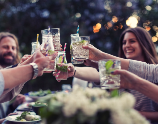 Alcohol is slecht voor je huid